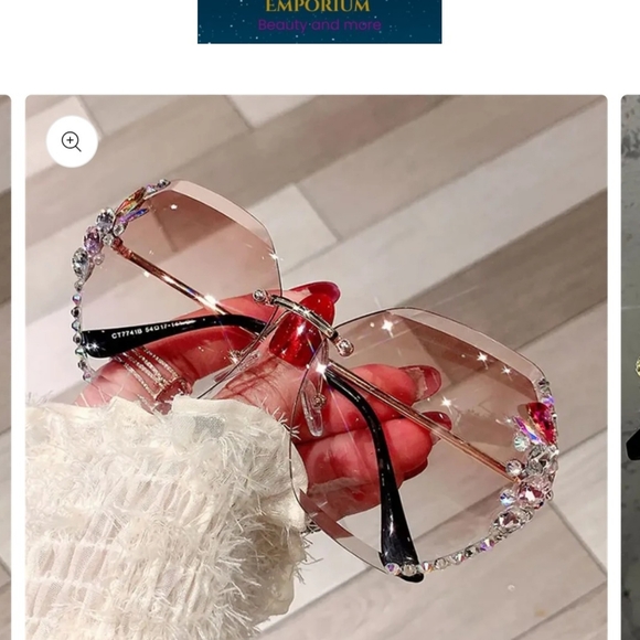 Various products - Picture 4 of 7